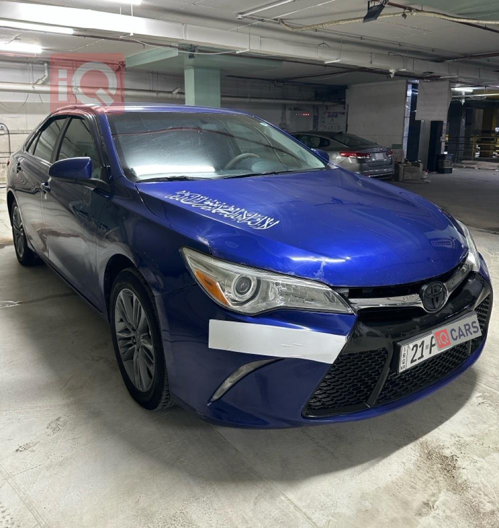 تۆیۆتا کامری